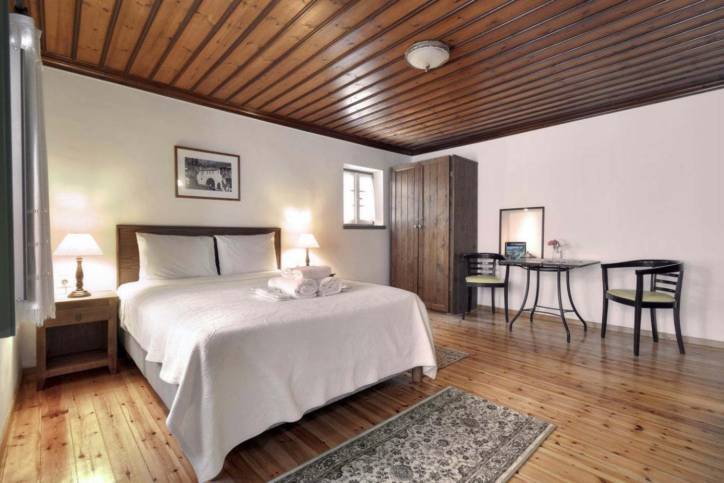 Hotel Ameliko Zagori Áno Pediná Pokoj fotografie